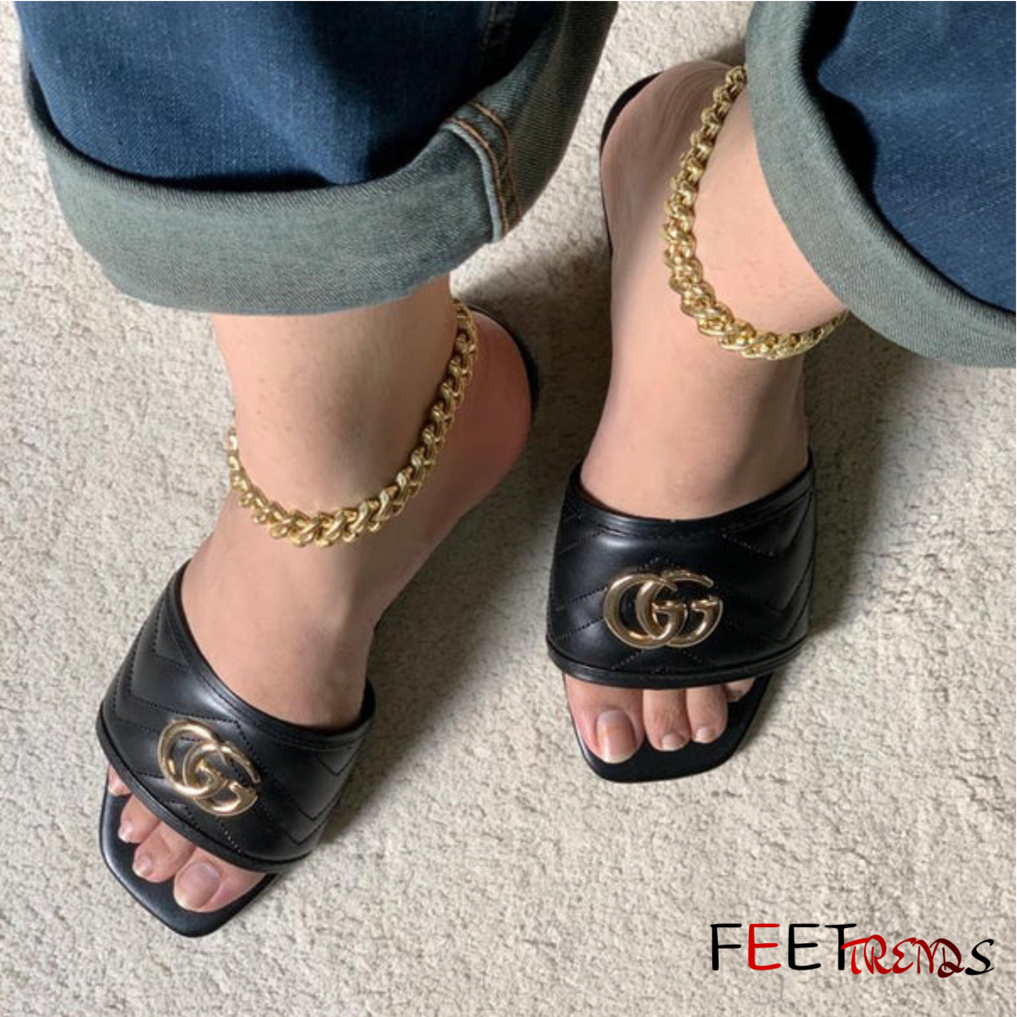 FEET TRENDS ARTICLE {038}